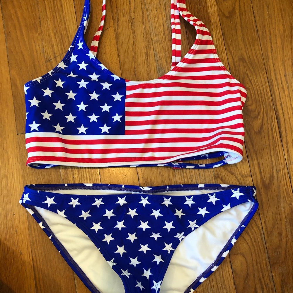 AMERICAN FLAG BATHING SUIT